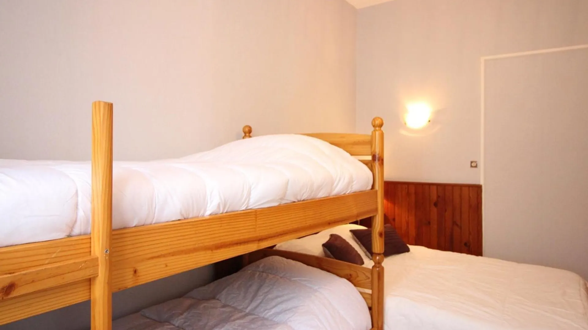 Apartment Bel F2 Avec Terrasse, Jardinet Et Cave - Mont-Dore Centre - Fr-1-415-138