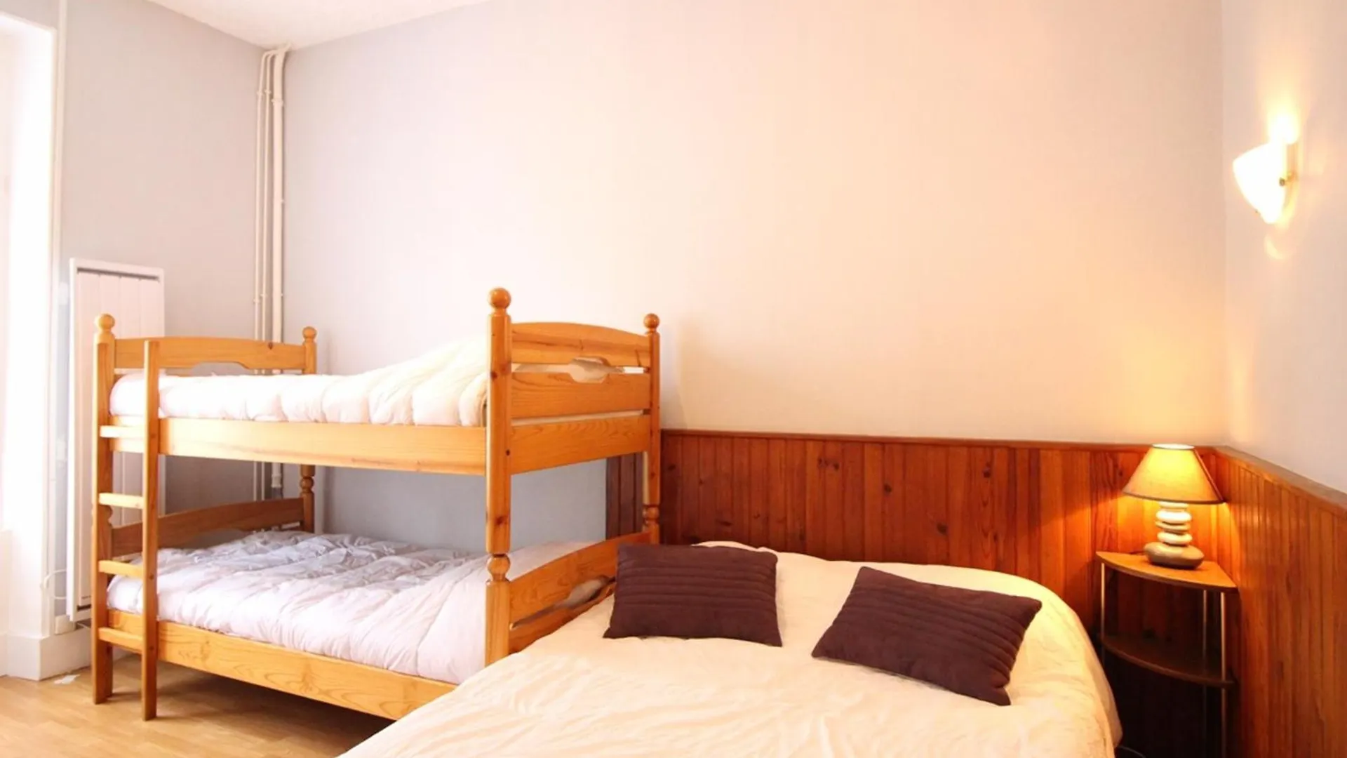 Apartment Bel F2 Avec Terrasse, Jardinet Et Cave - Mont-Dore Centre - Fr-1-415-138 France